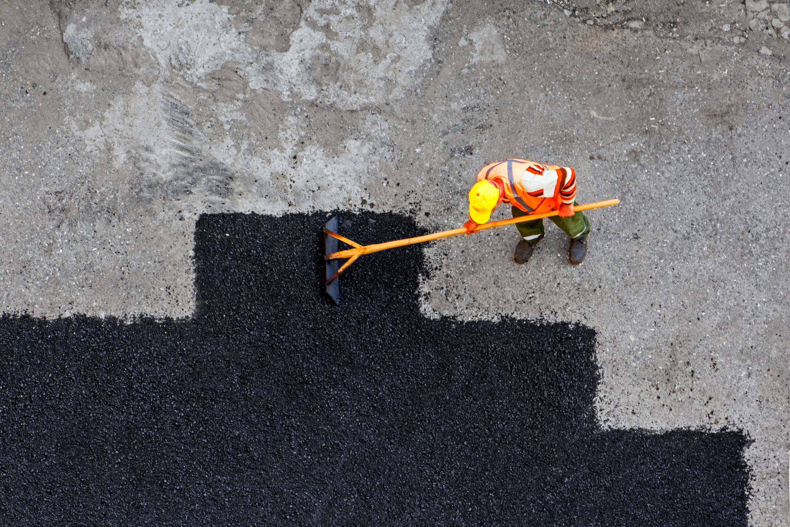 7 Benefits of Having a Career in the Asphalt Paving Industry