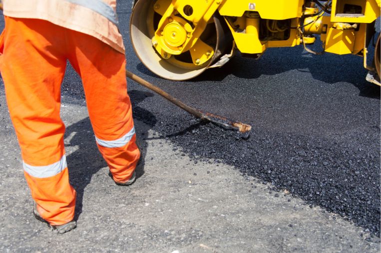 asphaltpaving-job Asphalt paving